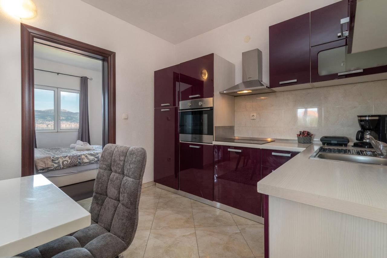 Holiday Villa Nostra Трогир Екстериор снимка