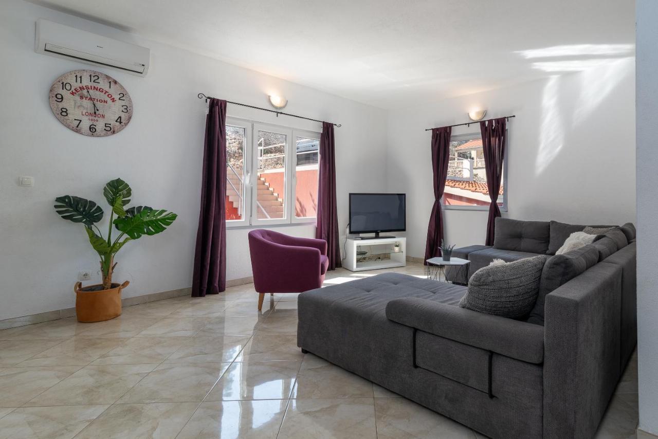 Holiday Villa Nostra Трогир Екстериор снимка